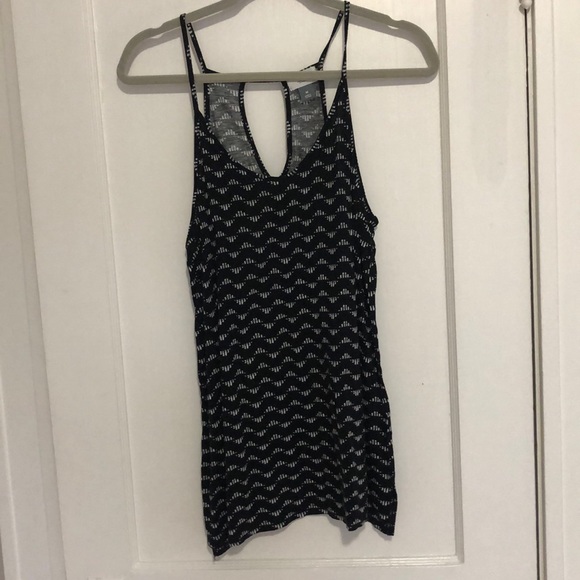 Sleeveless Cami - Picture 1 of 3